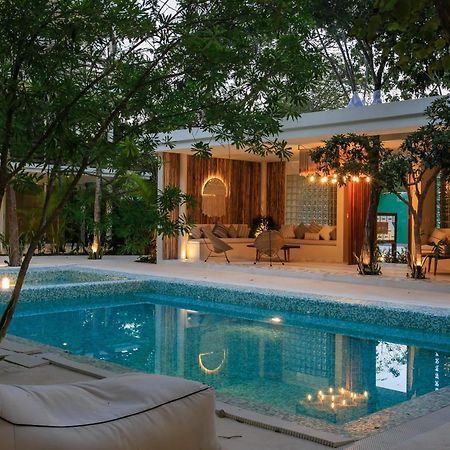 Charming Nature-Inspired Condos With Sultry Surroundings By Stella Rentals ตูลุม ภายนอก รูปภาพ
